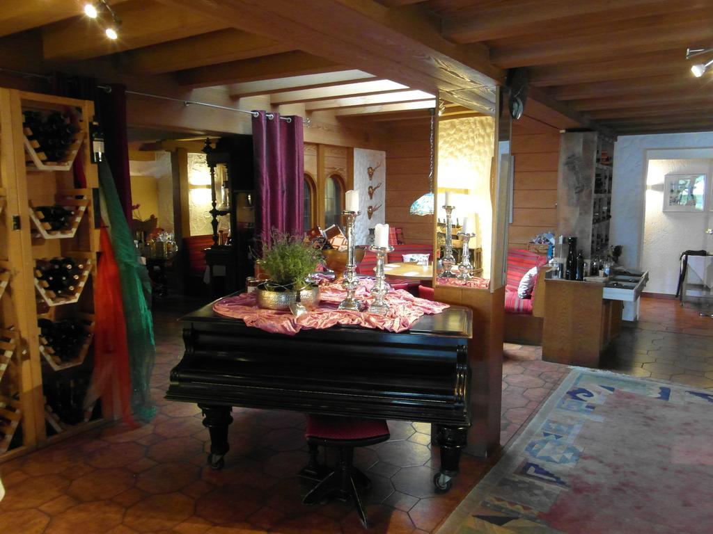 Hotel Castello Bianco Wadern Exterior foto